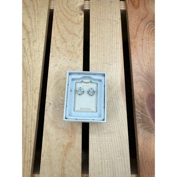 Piercing Pagoda Pair of 4mm Princess-Cut Cubic Zirc Solitaire Earrings - Picture 4 of 8